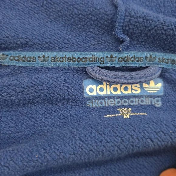 Adidas zip-up hoodie with a prominent Trefoil logo on the chest. size Medium EUC - Picture 6 of 7